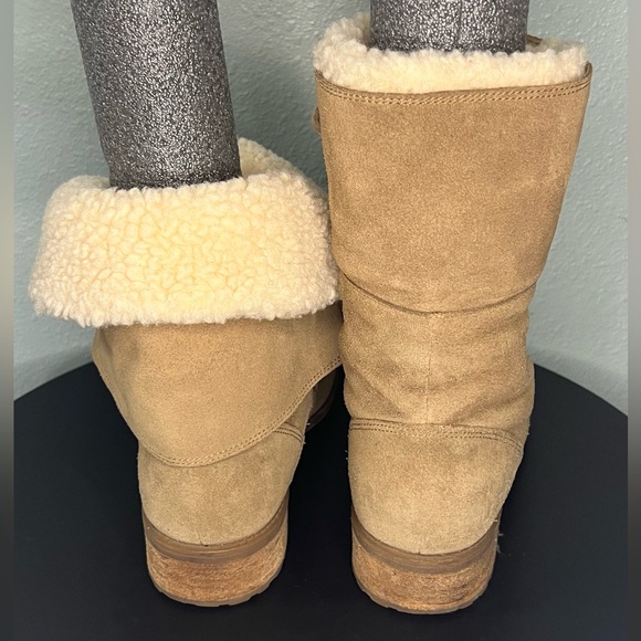 UGG AUS Gradin Lace Up Suede Wool Winter Boots Sheepskin Fur Outdoor Fold Over - Picture 6 of 16